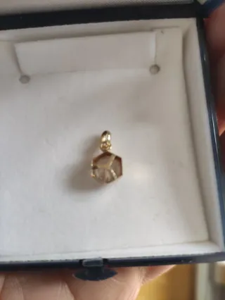 Colgante oro con Circonita