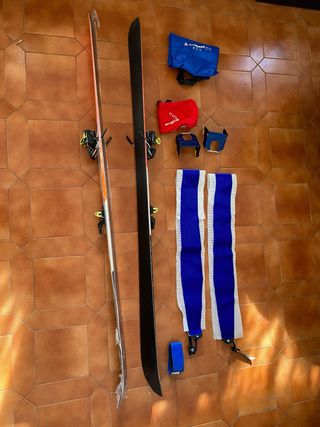 Esquís de travesía Völkl VTA 84 con fijaciones