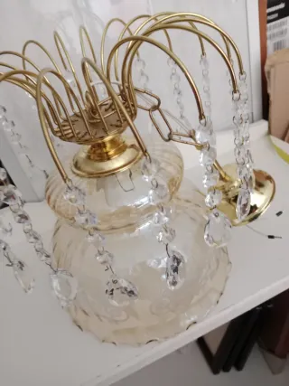 Lámpara de techo con cristales de roca