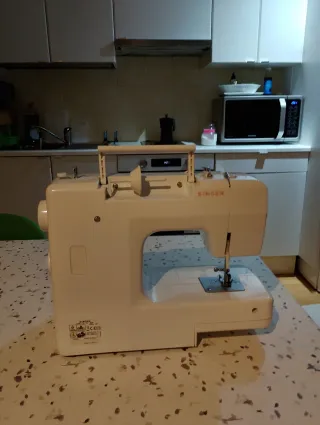 Máquina de coser Singer Edition