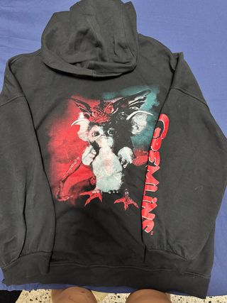 Sudadera Gremlins Negra y Roja