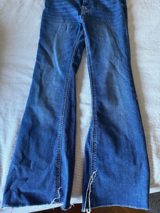 Pantalón vaquero campana