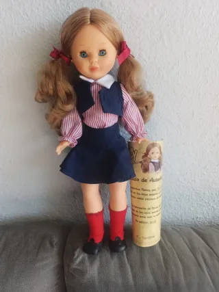 Nancy Re-edizione Famosa Studentessa Certificato con scatola