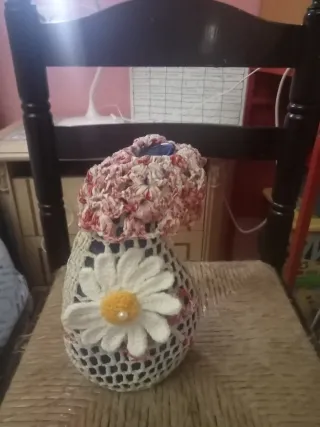 Manualidades crochet flor y jarra