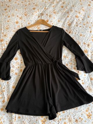 Mono corto negro fiesta