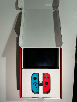 Nintendo Switch Azul y Rojo