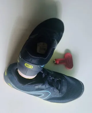 Zapatillas atletismo clavos T.40