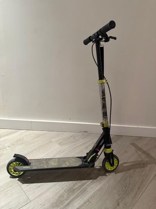 Monopatín Oxelo Negro y Verde