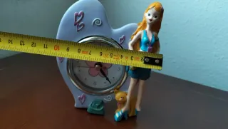 Figura Reloj Corazón Muñeca y Gato