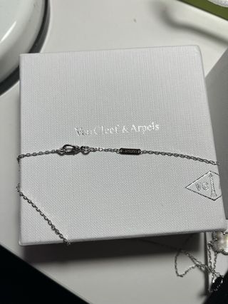 Van Cleef & Arpels Collar y Pulsera