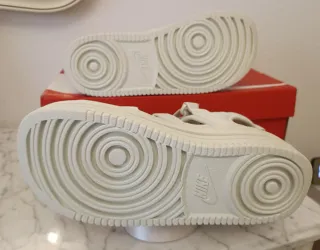 Sandalias Nike Icon Classic SNDL SE Talla 40.5