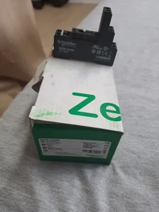 Base Relé Schneider RSZE1S48M Nueva