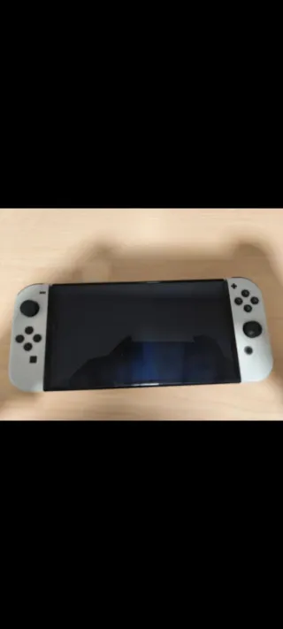 Nintendo Switch OLED Bianco e Nero