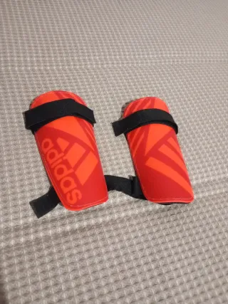 Espinilleras Fútbol Adidas