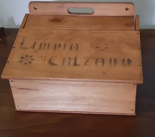 Caja Antigua Madera Limpia Calzado