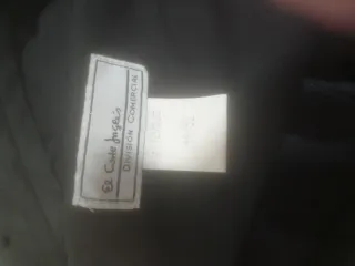 Pantalón de vestir azul marino con pinzas