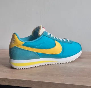 Zapatillas Nike Cortez Azul y Amarillo