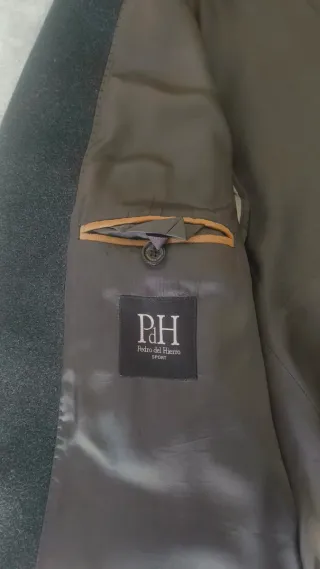 Abrigo de invierno negro