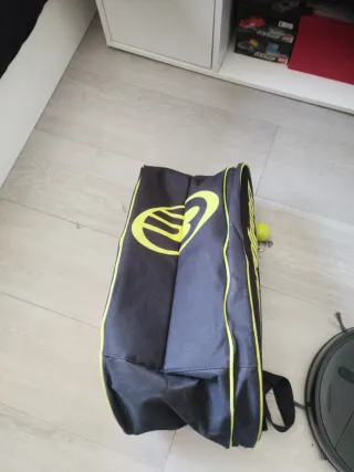 Paletero Bullpadel Negro y Amarillo