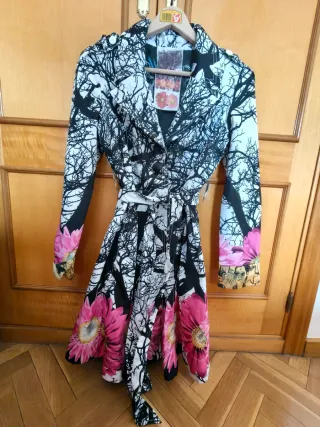 Impermeable Desigual Mujer.