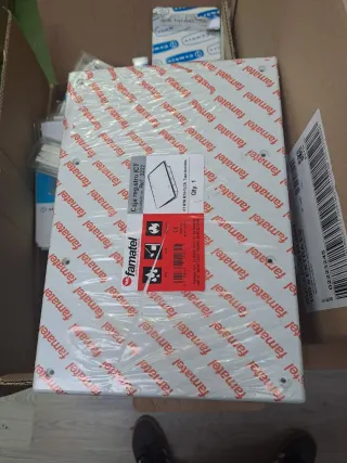 Caja registro ICT FamateL Ref. 3222 y cajas ide