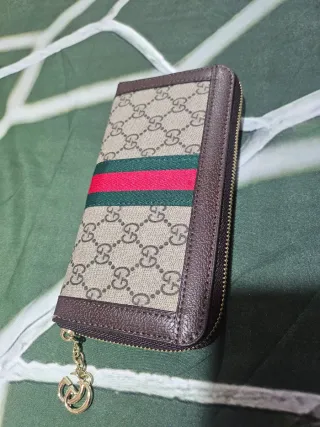 Portafoglio Gucci GG Supreme