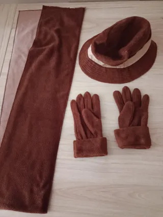 Conjunto bufanda, gorro y guantes chica