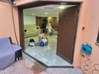 Puerta de garaje corredera dos hojas