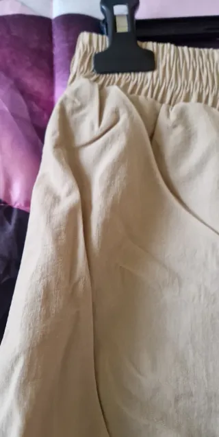 Pantaloni uomo beige e grigio