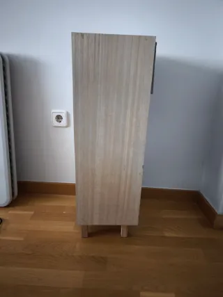 Cómoda 4 cajones madera marca Maisons du Monde