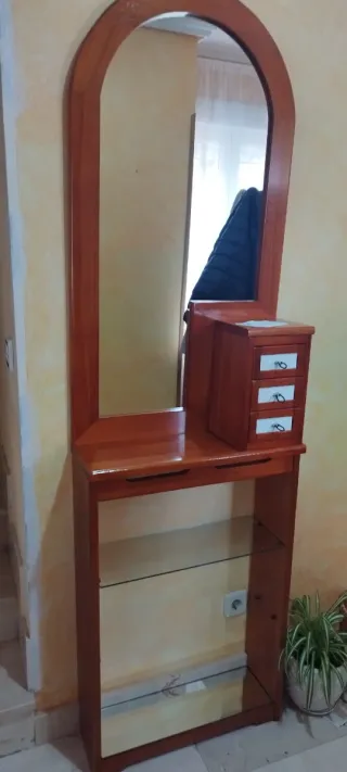 Mobile ingresso o copriradiatore in legno