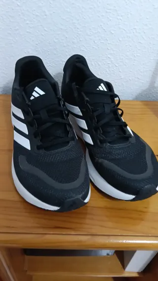 Adidas Runfalcon 5 Wide Talla 44 muy poco usadas