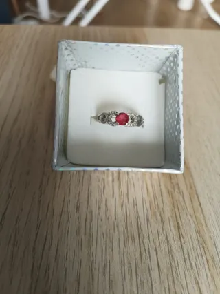 Anillo Plata con Piedra Roja