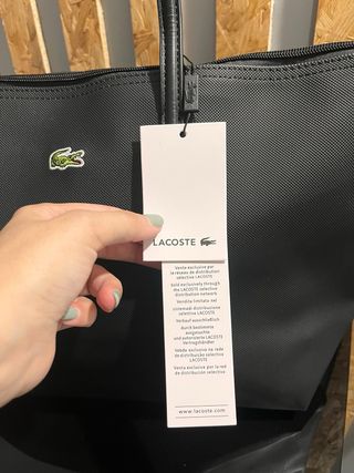 Mala a tiracolo Lacoste preta