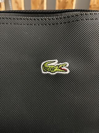 Mala a tiracolo Lacoste preta