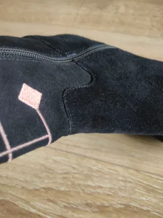 Botas de piel negras y rosas talla 39