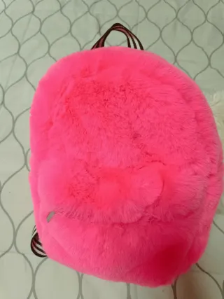 Mochila infantil peluche rosa flúor