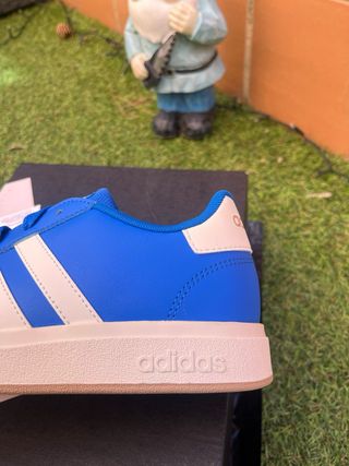 Adidas Grand Court 2.0 K Talla 38 Nuevas