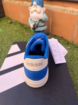 Adidas Grand Court 2.0 K Talla 38 Nuevas