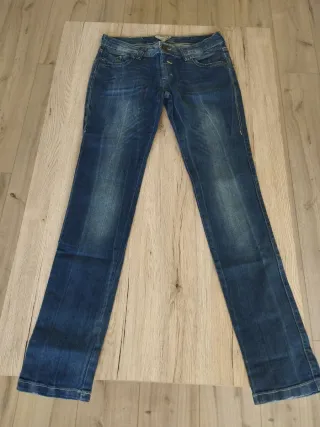 Pantalón vaquero mujer talla 40