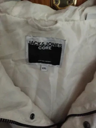 Chubasquero Jack & Jones Beige