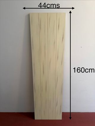 Cabecero de cama de madera beige