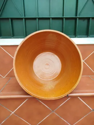 Lebrillo barreño de barro antiguo
