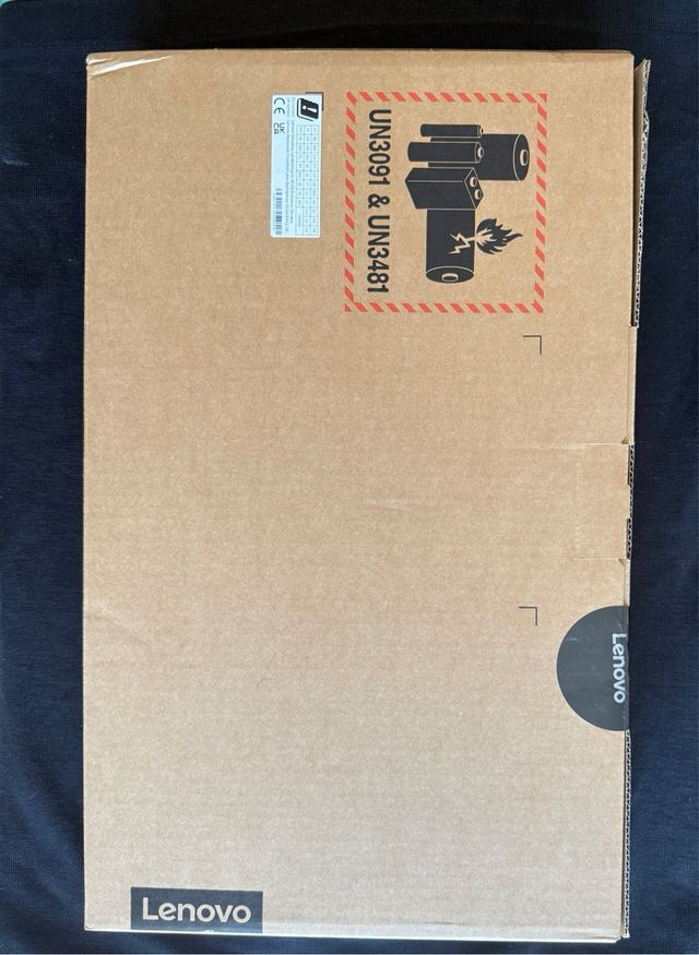 Portatile Lenovo 15,6 Ryzen 5 7520U 16GB RAM