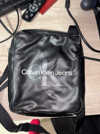 Bandolera Calvin Klein Jeans Negra