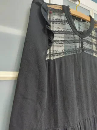 Vestido de fiesta negro con encaje