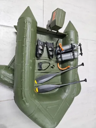 Lancha Geyperman y equipo submarinismo