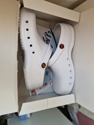 Zuecos Profesionales Blancos Sanitized