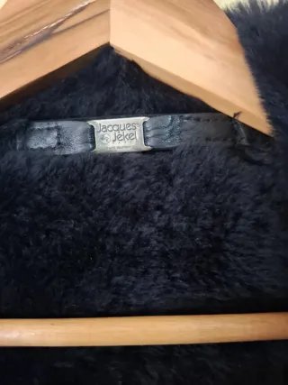 Abrigo de piel sintética negro