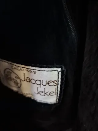 Abrigo de piel sintética negro